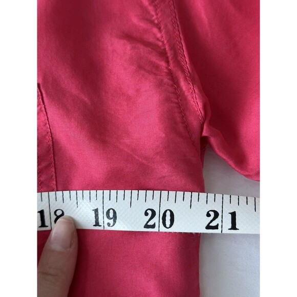 Silk Exchange Blouse Size S Hot Pink Short Sleeve Button-down Pockets 100% Silk - Picture 7 of 8